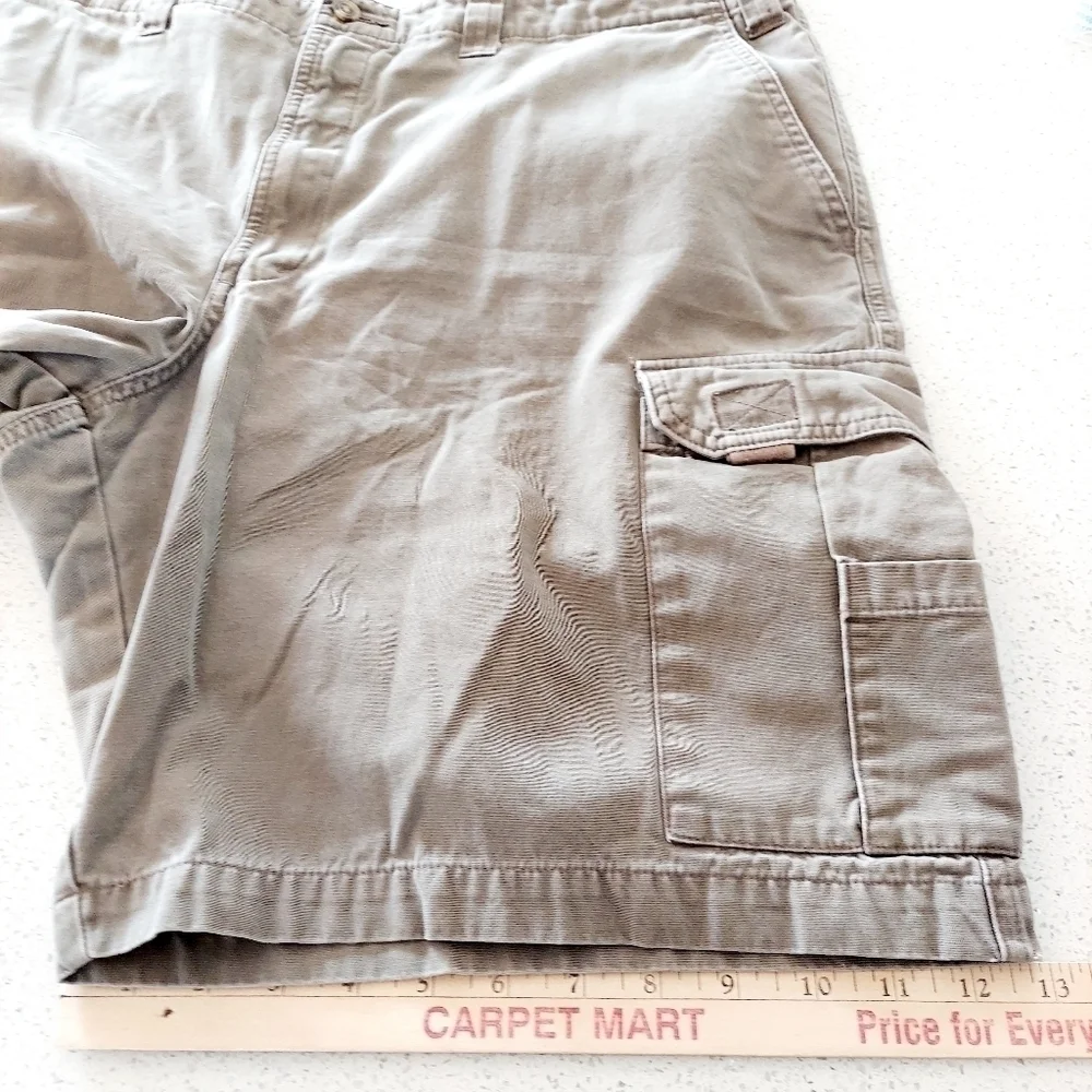 Eddie Bauer Mens Cargo Shorts SZ 40 Gray Brown Flat Front Casual Outdoor Cotton